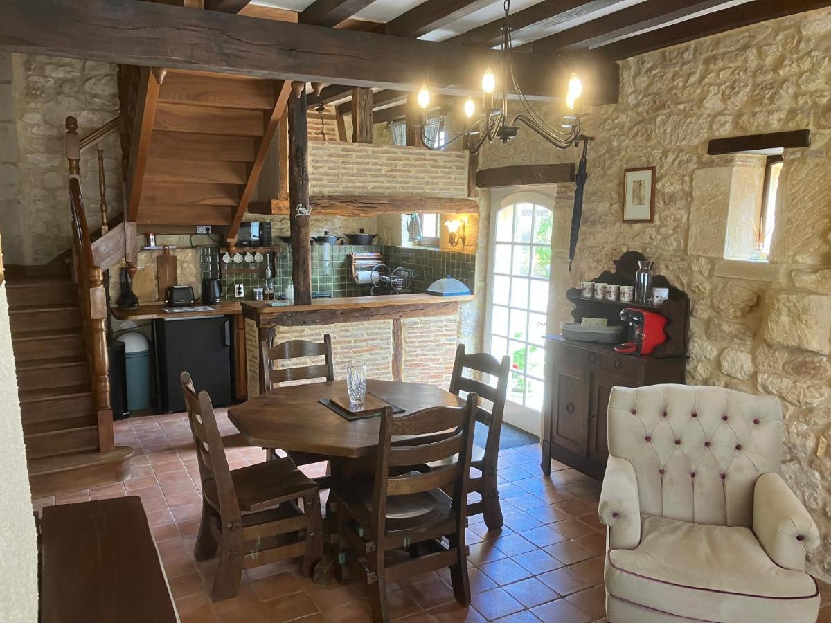 Le Petit Chateau Le Bugue Extérieur photo